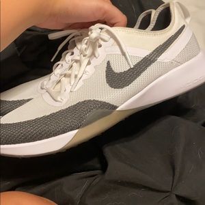 Nike shoes  size 12 in women 10.5 in men